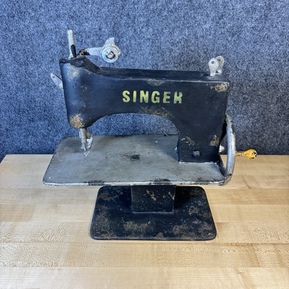 Singer Toy Sewing Machine Black Cast Iron Antique Hand Crank Distressed Decor